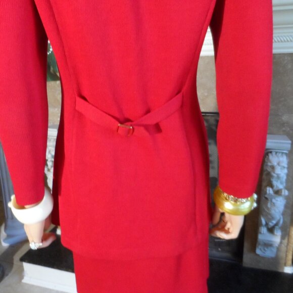 St. John Collection Red Knit Double Breasted Jacket & Skirt Suit SIze 8 - Picture 14 of 16